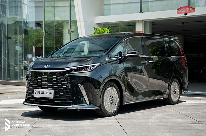 雷克萨斯 LM350h  